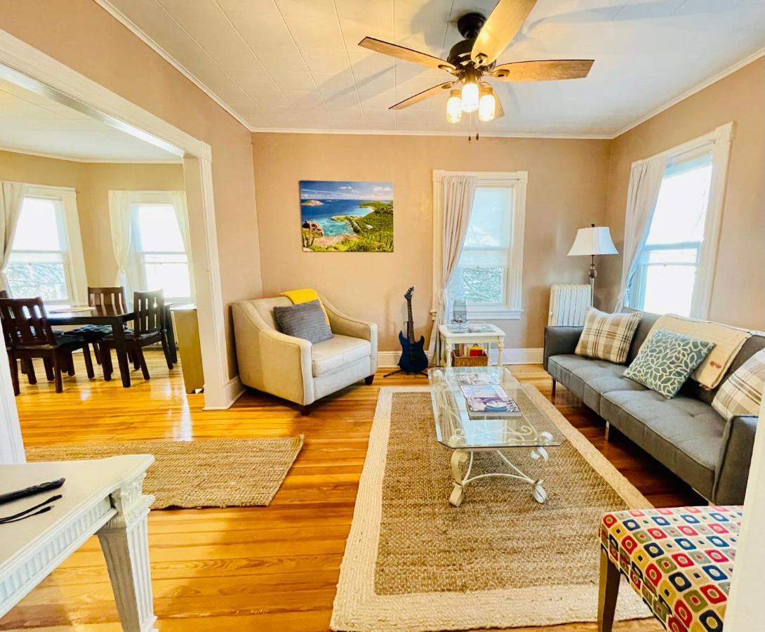 Delightful 2Br Apartment With Balcony - 15 Min From Mohegan Sun- Foxwoods Casinos & Mystic Нью-Лондон Экстерьер фото